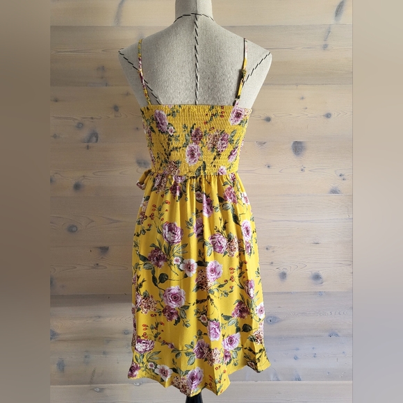 NWOT Xhileration Mock Wrap Floral Mini Dress size XS - Picture 2 of 7